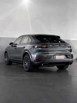 PORSCHE-CAYENNE-2020