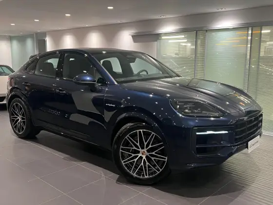 PORSCHE CAYENNE 3.0 V6 E-HYBRID COUPÉ AWD TIPTRONIC S