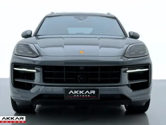 PORSCHE-CAYENNE-2024