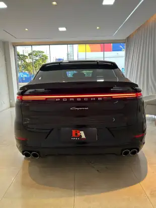 PORSCHE-CAYENNE-2024