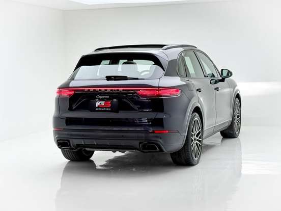 PORSCHE-CAYENNE-2019