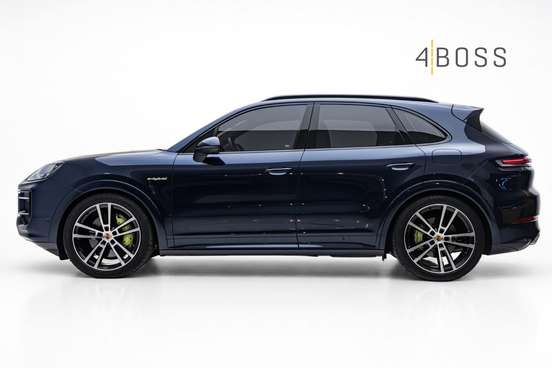 PORSCHE-CAYENNE-2024