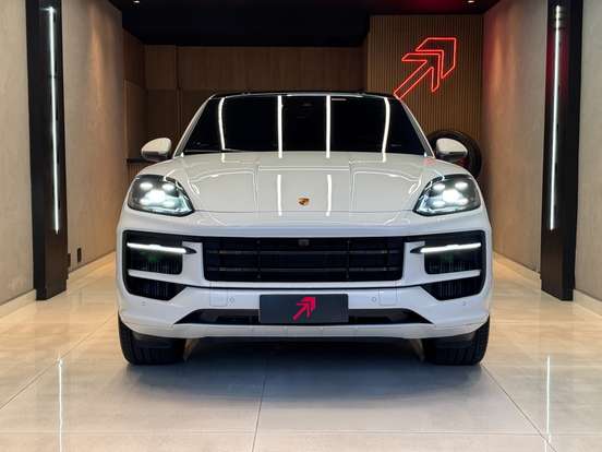 PORSCHE-CAYENNE-2025