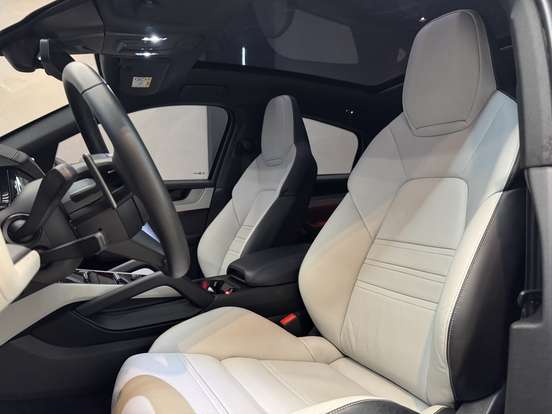 PORSCHE-CAYENNE-2025