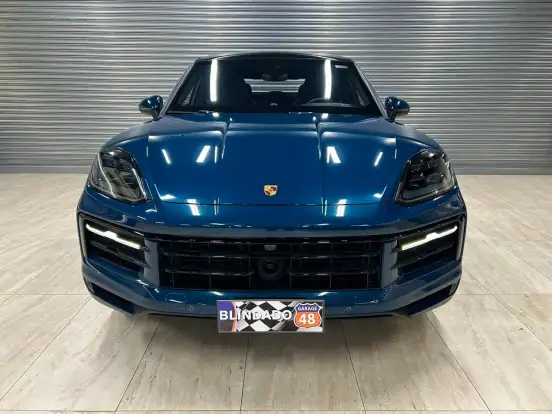 PORSCHE-CAYENNE-2023