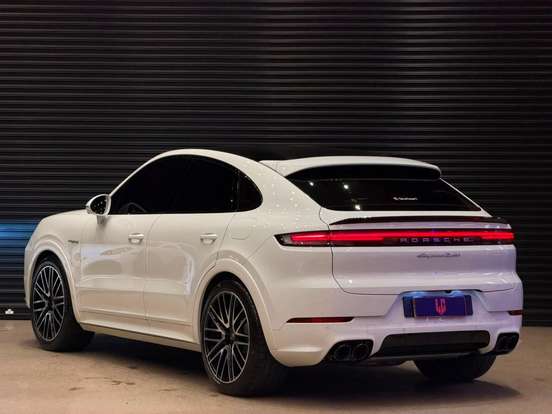 PORSCHE-CAYENNE-4.0 V8 E-HYBRID TURBO COUPÉ AWD TIPTRONIC S PORSCHE-CAYENNE-2024