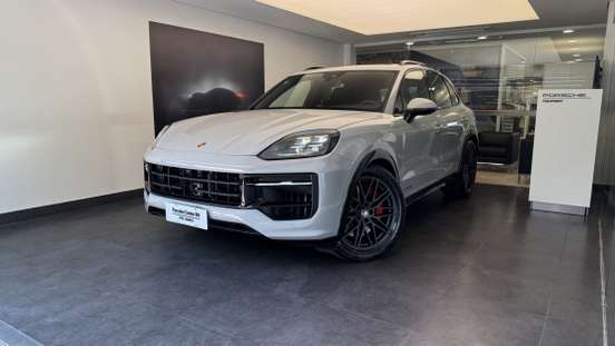 PORSCHE-CAYENNE-2025