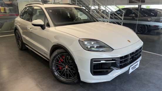 PORSCHE-CAYENNE-2025