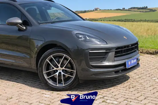 PORSCHE-MACAN-2025