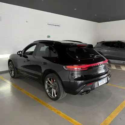 PORSCHE-MACAN-2025