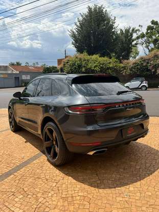 PORSCHE-MACAN-2019