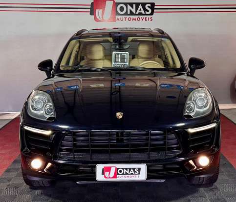 PORSCHE-MACAN-2016
