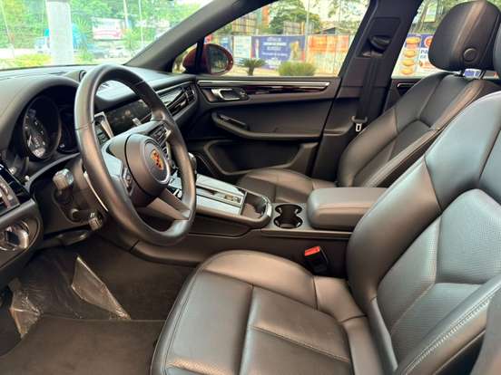 PORSCHE-MACAN-2022