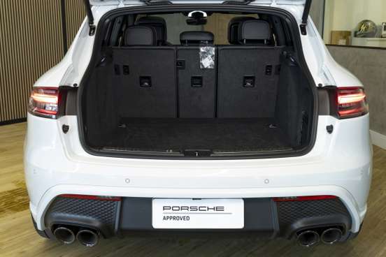 PORSCHE-MACAN-2025
