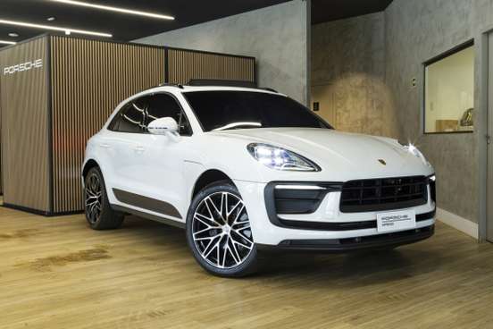 PORSCHE-MACAN-2025