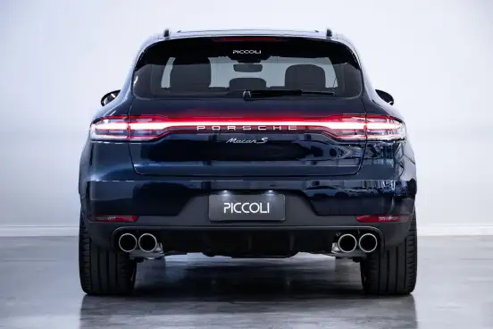 PORSCHE-MACAN-2021