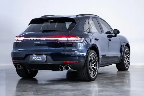 PORSCHE-MACAN-2021