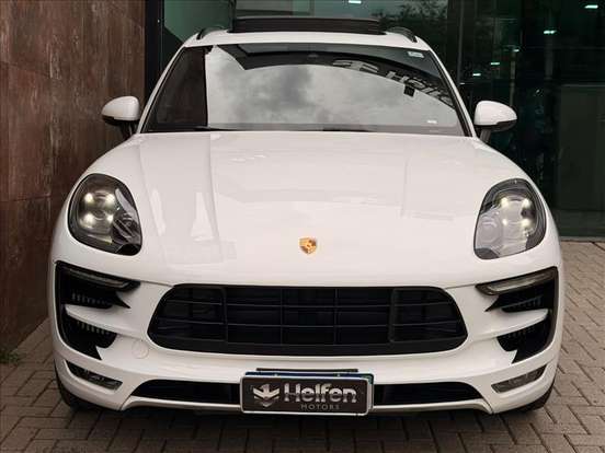 PORSCHE-MACAN-2016
