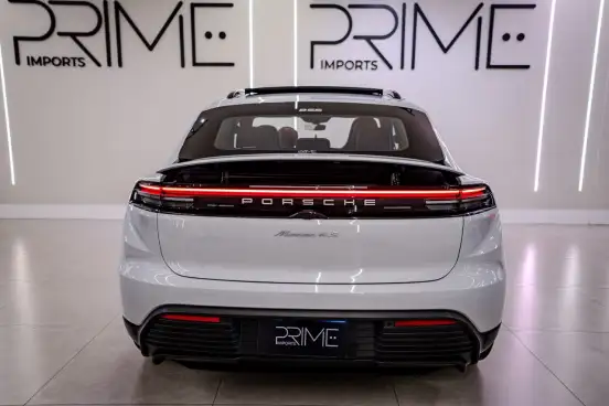 PORSCHE-MACAN-2024