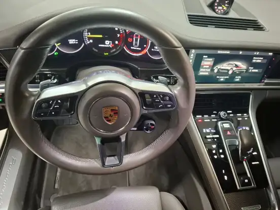 PORSCHE-PANAMERA-4.0 V8 E-HYBRID TURBO S PDK PORSCHE-PANAMERA-2017