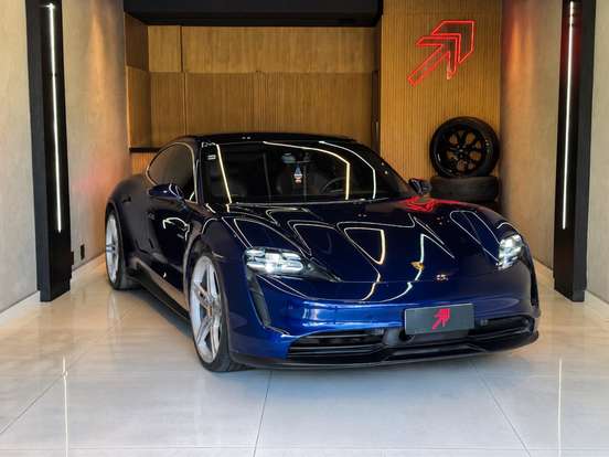 PORSCHE-TAYCAN-4S ELÉTRICO PORSCHE-TAYCAN-2020