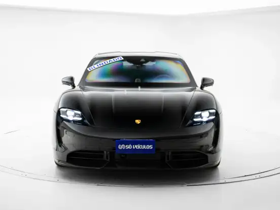 PORSCHE-TAYCAN-2021