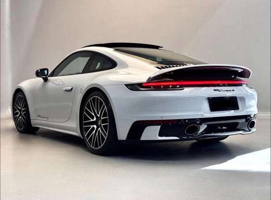 PORSCHE-911-2022