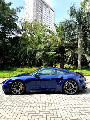 PORSCHE-911-2023