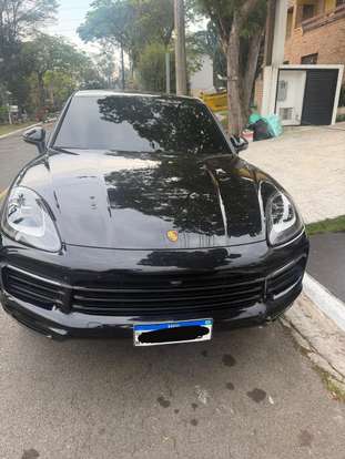 PORSCHE-CAYENNE-2020