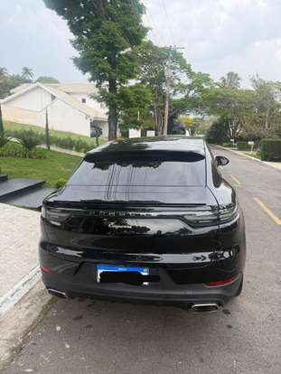 PORSCHE-CAYENNE-2020