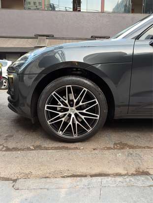 PORSCHE-MACAN-2022
