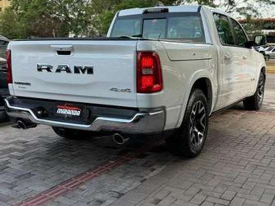 RAM-1500-3.0 HURRICANE 6 BITURBO GASOLINA LARAMIE CD 4X4 AUTOMÁTICO RAM-1500-2024
