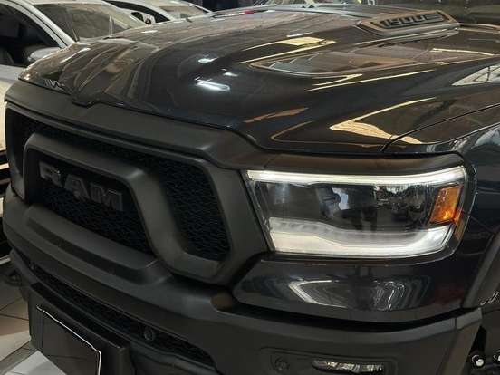 RAM-1500-5.7 V8 GASOLINA REBEL CD 4X4 AUTOMÁTICO RAM-1500-2021