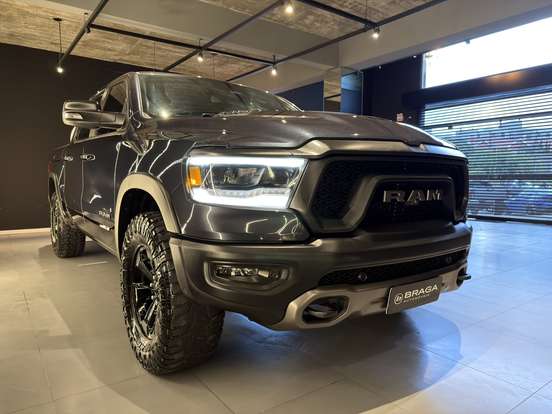 RAM-1500-5.7 V8 GASOLINA REBEL CD 4X4 AUTOMÁTICO RAM-1500-2021