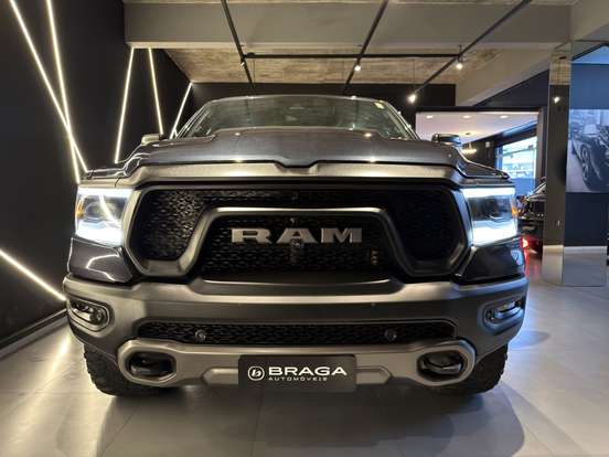 RAM-1500-5.7 V8 GASOLINA REBEL CD 4X4 AUTOMÁTICO RAM-1500-2021
