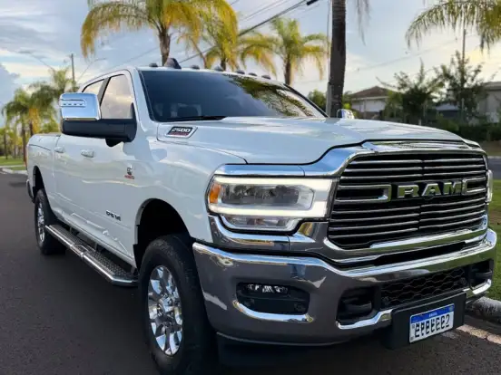 RAM-2500-6.7 I6 TURBO DIESEL LARAMIE CD 4X4 AUTOMÁTICO RAM-2500-2024