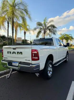 RAM-2500-6.7 I6 TURBO DIESEL LARAMIE CD 4X4 AUTOMÁTICO RAM-2500-2024