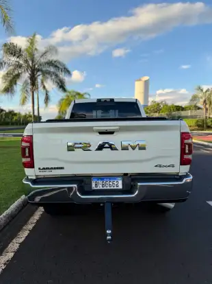 RAM-2500-6.7 I6 TURBO DIESEL LARAMIE CD 4X4 AUTOMÁTICO RAM-2500-2024