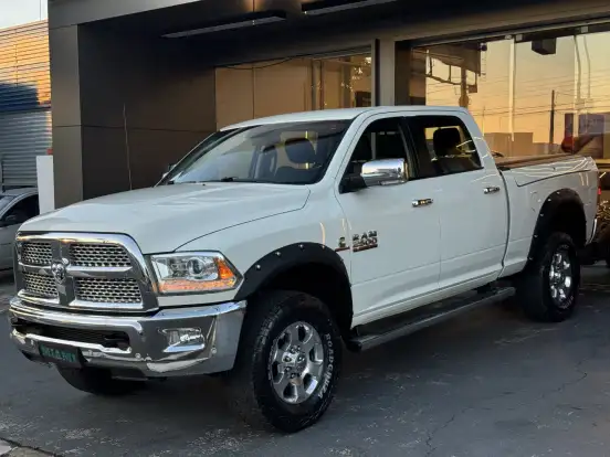 RAM-2500-6.7 LARAMIE 4X4 CD I6 TURBO DIESEL 4P AUTOMÁTICO RAM-2500-2016