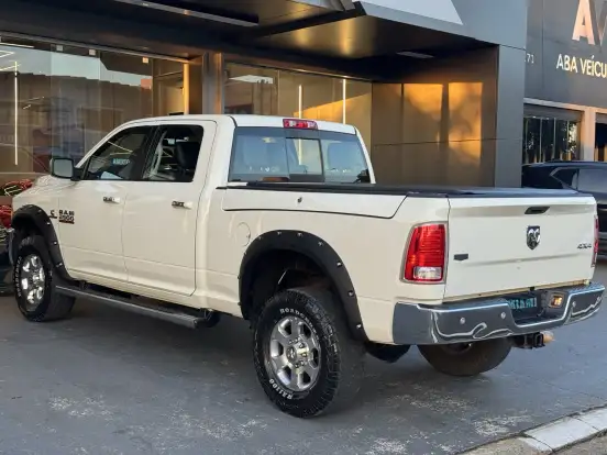 RAM-2500-6.7 LARAMIE 4X4 CD I6 TURBO DIESEL 4P AUTOMÁTICO RAM-2500-2016