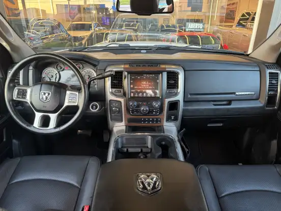 RAM-2500-6.7 LARAMIE 4X4 CD I6 TURBO DIESEL 4P AUTOMÁTICO RAM-2500-2016
