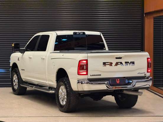 RAM-2500-6.7 I6 TURBO DIESEL LARAMIE CD 4X4 AUTOMÁTICO RAM-2500-2024