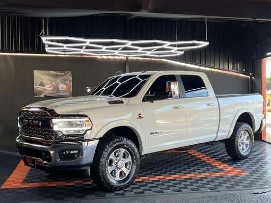 RAM-2500-6.7 I6 TURBO DIESEL LARAMIE CD 4X4 AUTOMÁTICO RAM-2500-2021
