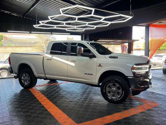 RAM-2500-6.7 I6 TURBO DIESEL LARAMIE CD 4X4 AUTOMÁTICO RAM-2500-2021