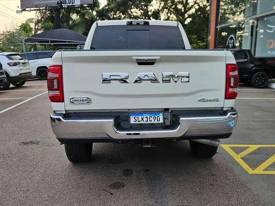 RAM-3500-6.7 I6 TURBO DIESEL LIMITED LONGHORN CD 4X4 AUTOMÁTICO RAM-3500-2022