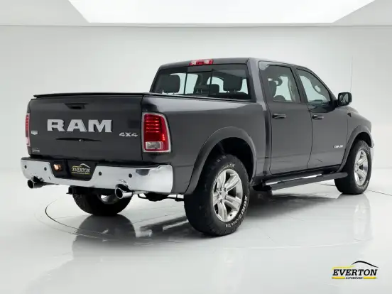 RAM-CLASSIC-5.7 V8 GASOLINA LARAMIE CD 4X4 AUTOMÁTICO RAM-CLASSIC-2023