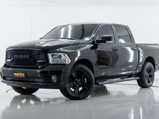RAM-CLASSIC-5.7 V8 GASOLINA LARAMIE NIGHT EDITION CD 4X4 AUTOMÁTICO RAM-CLASSIC-2023