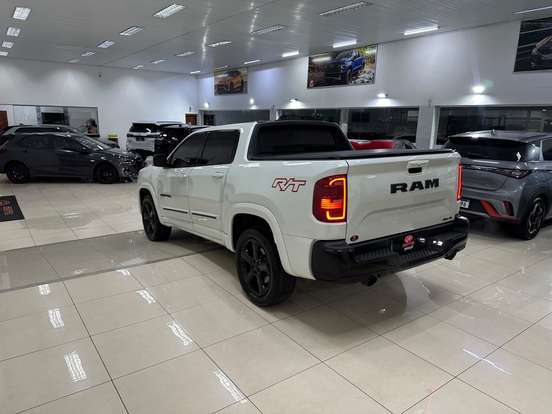 RAM-RAMPAGE-2.0 HURRICANE 4 TURBO GASOLINA R/T 4X4 AUTOMÁTICO RAM-RAMPAGE-2025