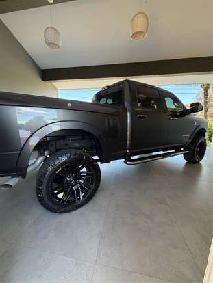 RAM-2500-6.7 I6 TURBO DIESEL LARAMIE CD 4X4 AUTOMÁTICO RAM-2500-2020