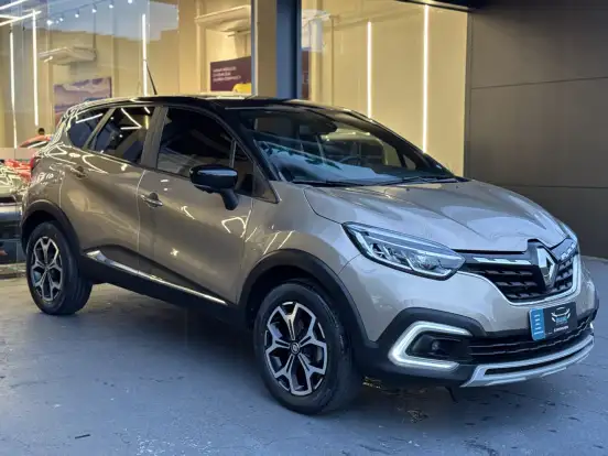 RENAULT-CAPTUR-2021